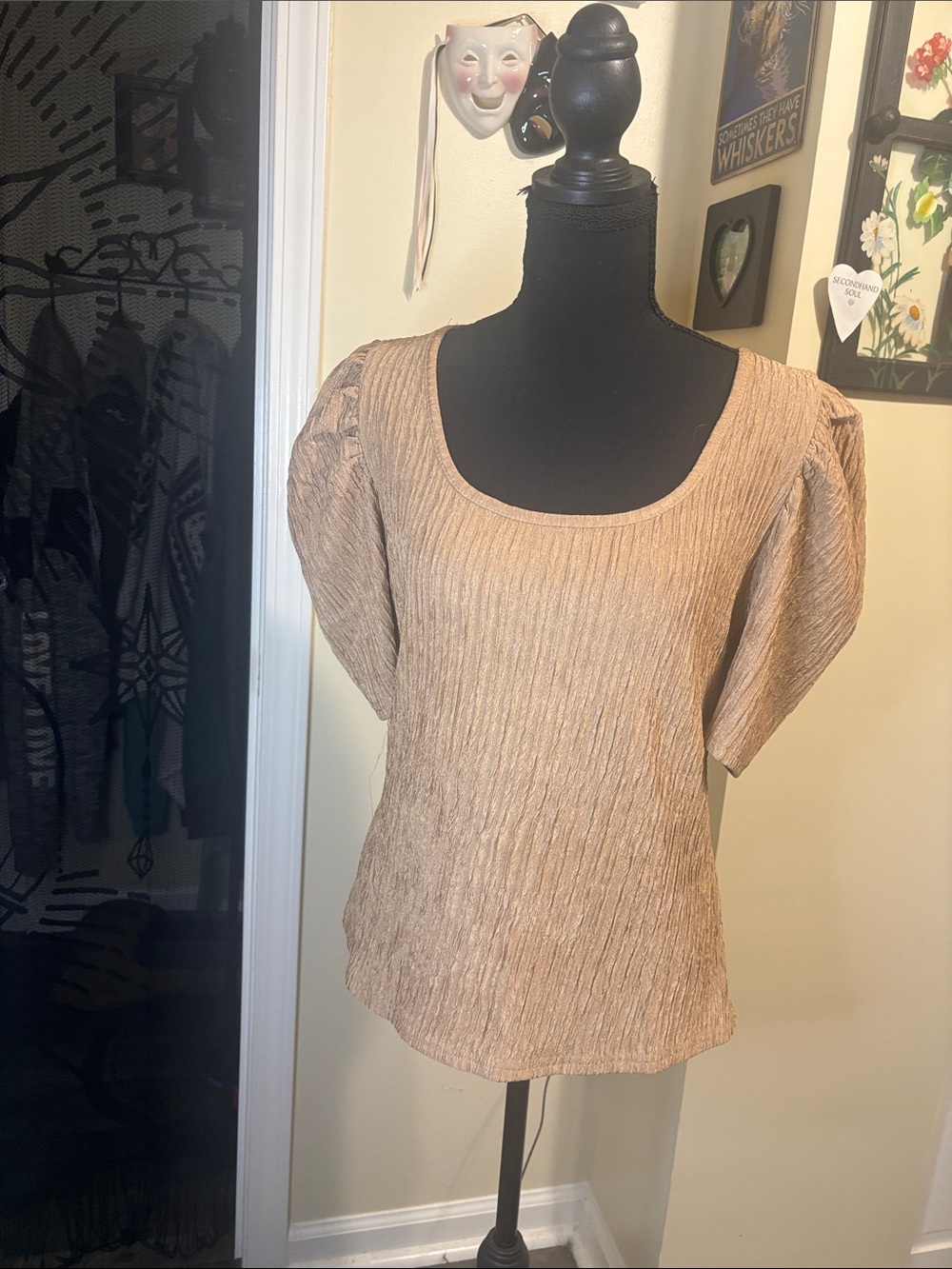 Jon & Anna Textured Scoop Neck Short Puff Sleeve Top - Taupe
